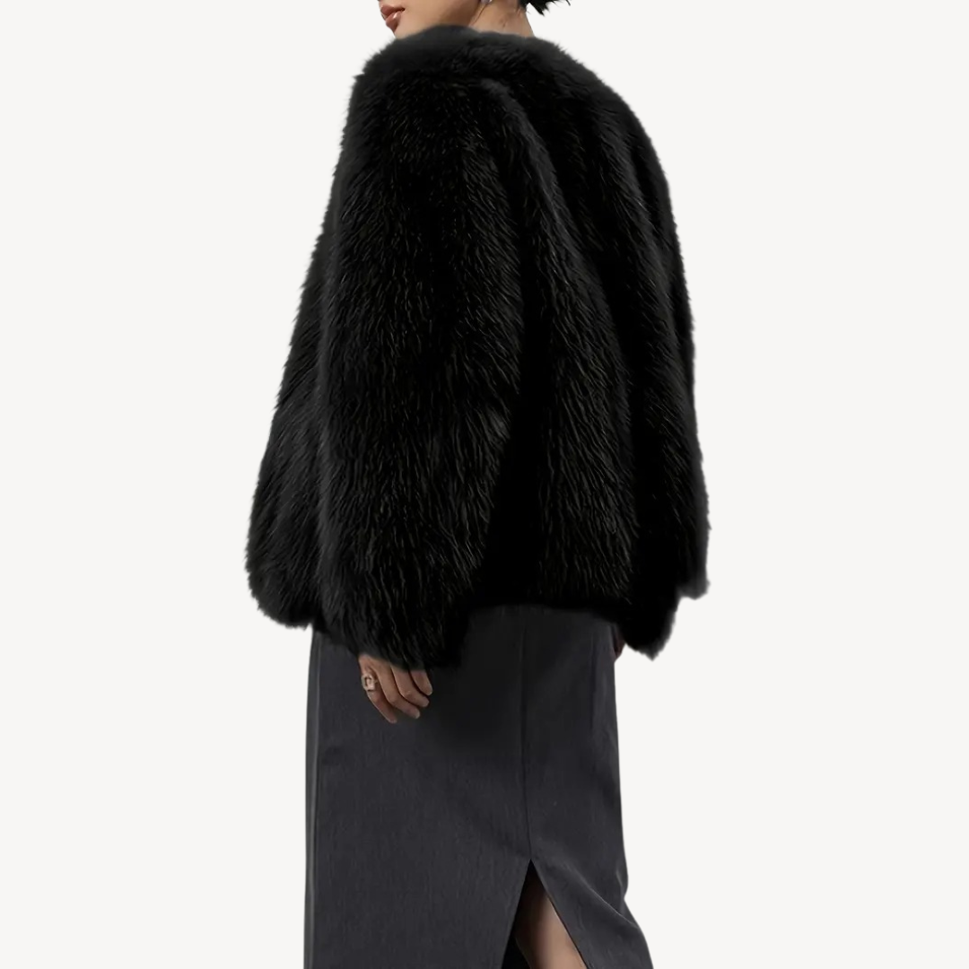 Women’s Stylish Fur Coat | Modern Outfit